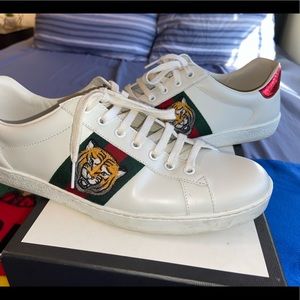 Gucci Aces Sneakers with tigers SZ 9.5 first US 10 condition 8.5/10 box/dusters